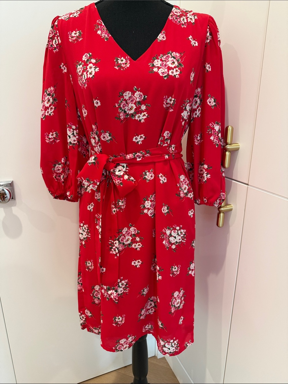 Halogen Red Floral V‑Neck Tie‑Waist Midi Dress